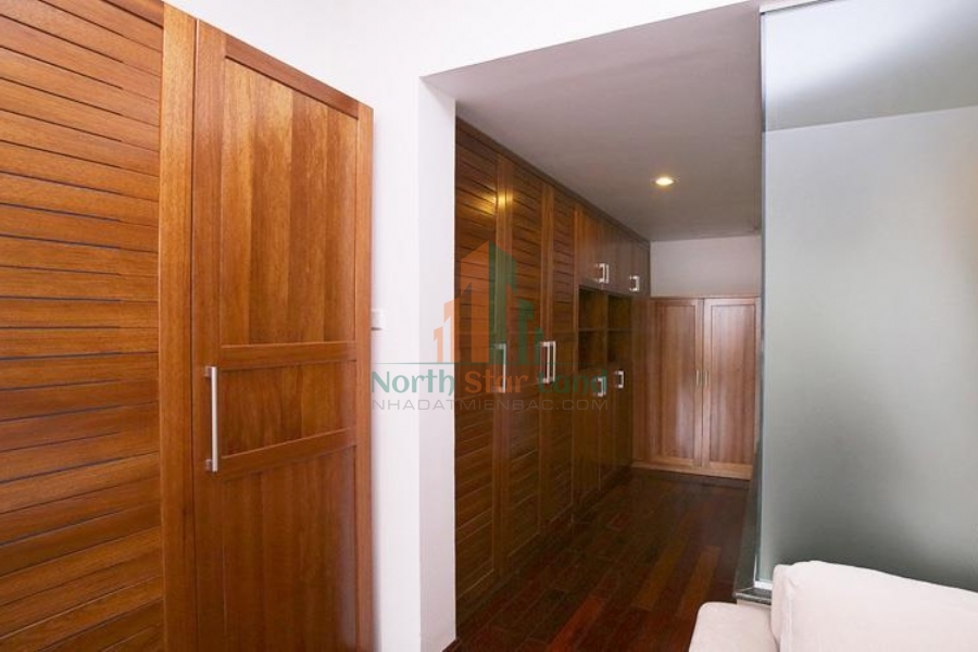 Cho thuê căn hộ siêu rộng 3 phòng ngủ, đi bộ 3 bước chân tới hồ Tây 11