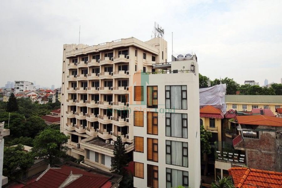 Cho thuê căn hộ siêu rộng 3 phòng ngủ, đi bộ 3 bước chân tới hồ Tây 17