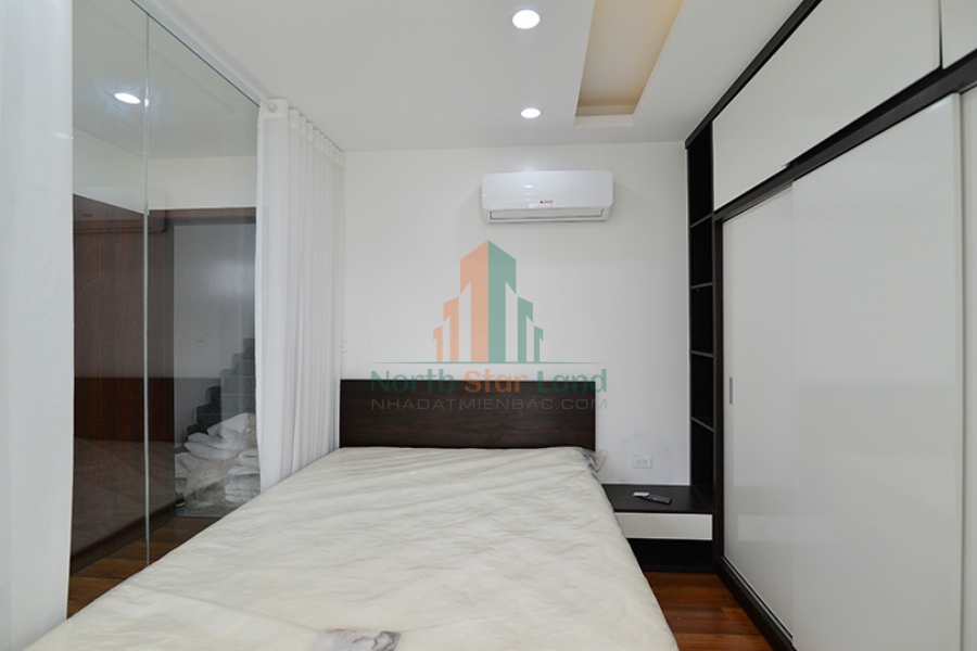 Căn hộ dịch vụ mới, có view Hồ cho thuê gần Công viên Thống Nhất 8