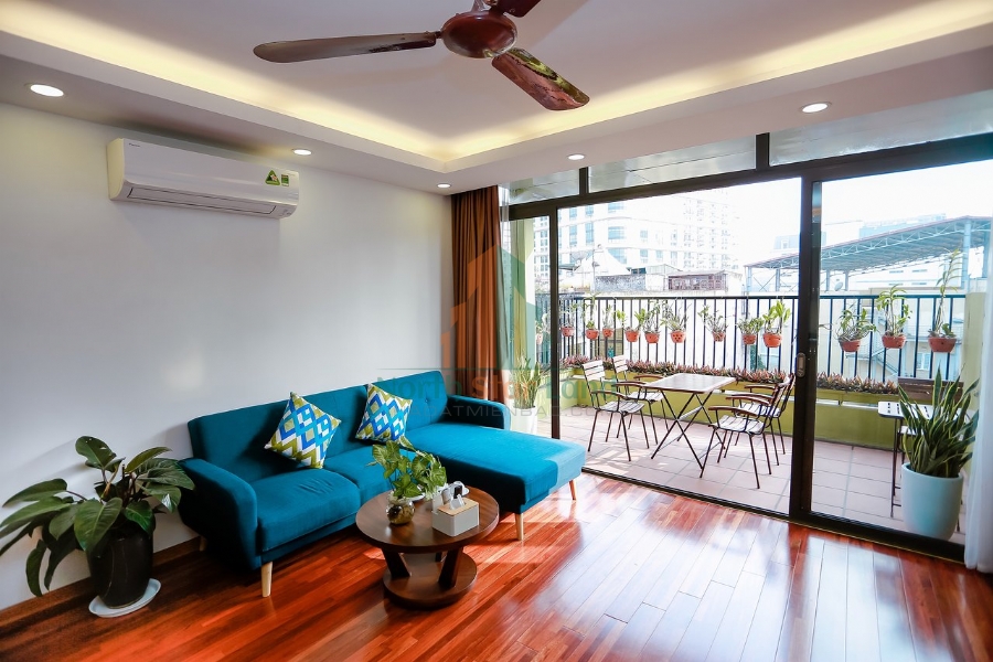 Cho thuê căn hộ dịch vụ 2 ngủ hiện đại gần Ga Hà Nội, full nội thất 9