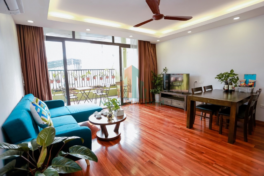 Cho thuê căn hộ dịch vụ 2 ngủ hiện đại gần Ga Hà Nội, full nội thất 10