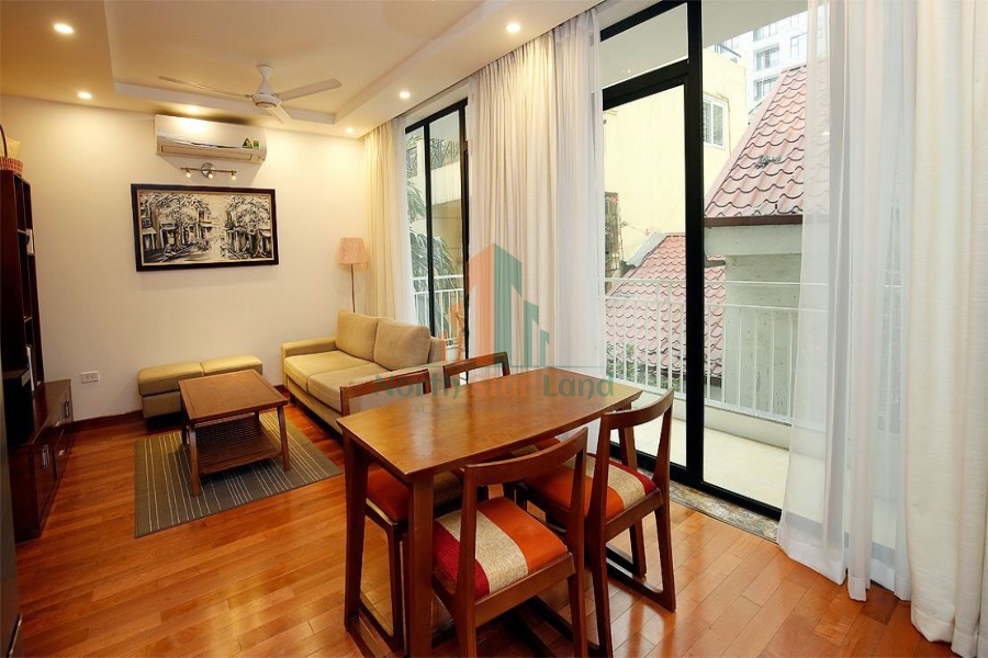 Chính chủ cho thuê căn hộ hiện đai 2 PN phố Đặng Thai Mai, Tây Hồ, Giá hợp lý 8