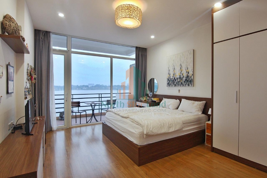 Lạc Vào Không Gian Châu Âu Với Căn Hộ Cho Thuê 2 PN View Hồ Tây Tuyệt Đẹp 14