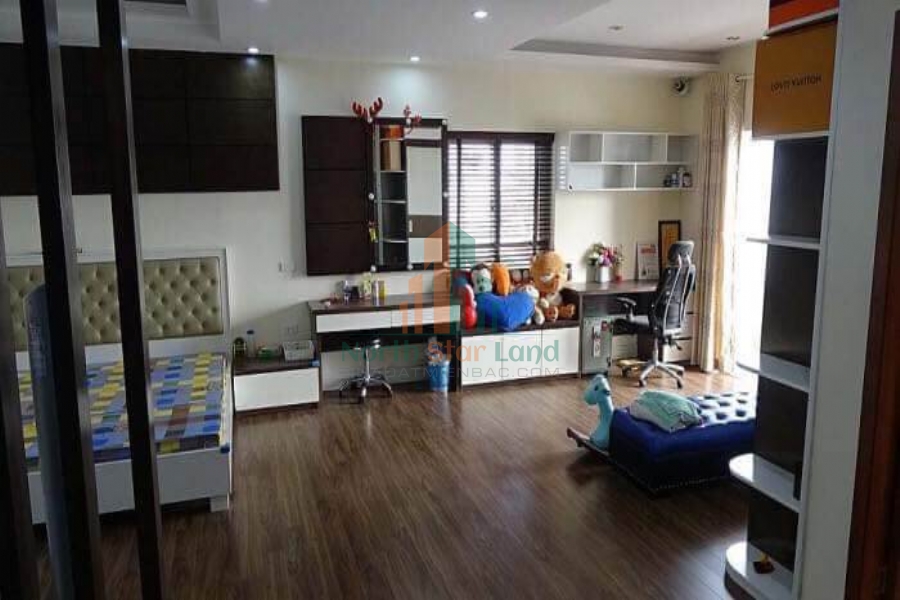 Căn hộ chung cư 2 phòng ngủ ở tầng thượng cho thuê full nội thất, view hồ tuyệt đẹp 2