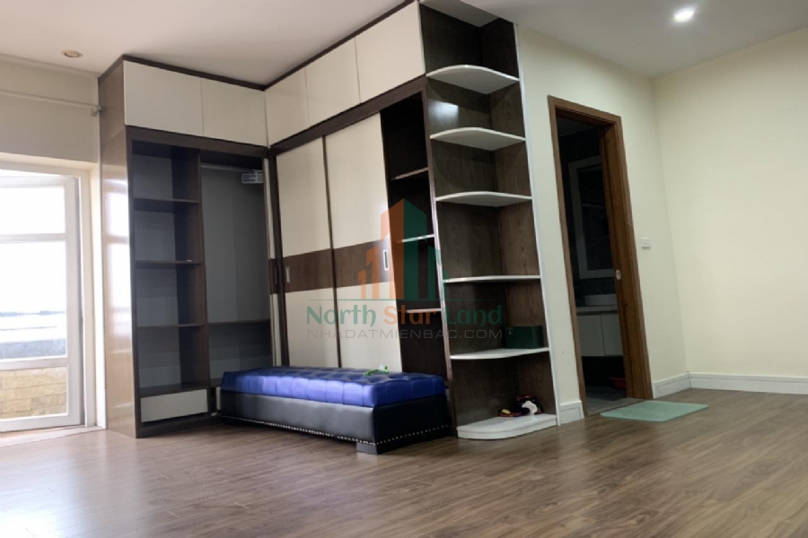 Căn hộ chung cư 2 phòng ngủ ở tầng thượng cho thuê full nội thất, view hồ tuyệt đẹp 5
