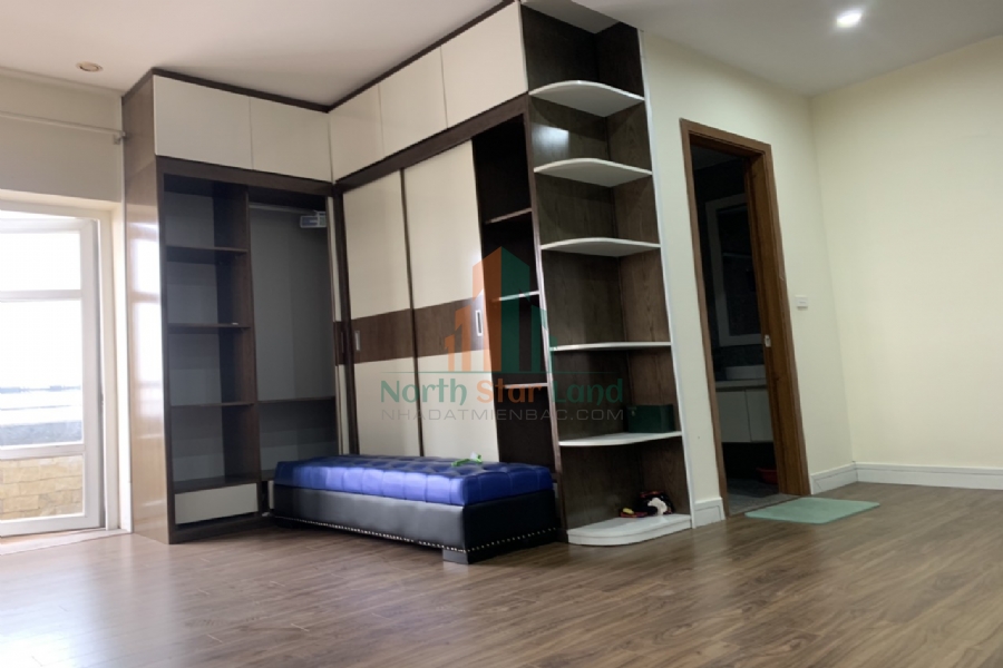 Căn hộ chung cư 2 phòng ngủ ở tầng thượng cho thuê full nội thất, view hồ tuyệt đẹp 16