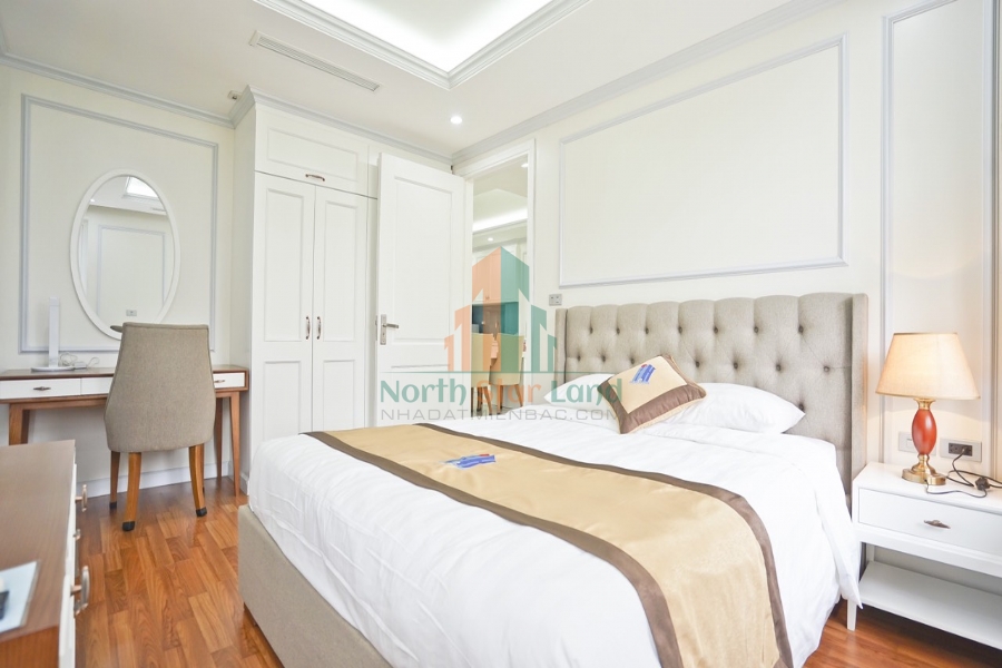 Căn hộ dịch vụ 2 phòng ngủ cho người nước ngoài thuê gần Hồ Thiền Quang 2