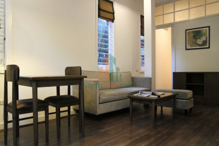 Cho thuê căn hộ ở phố Nguyễn Chí Thanh, gần Hồ Ngọc Khánh, Ba Đình 4