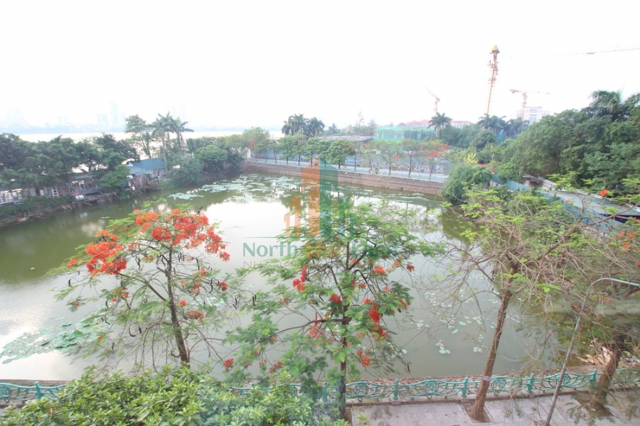 Căn hộ dịch vụ 02 phòng ngủ cho thuê trên đường Tô Ngọc Vân view Hồ quá đẹp 8