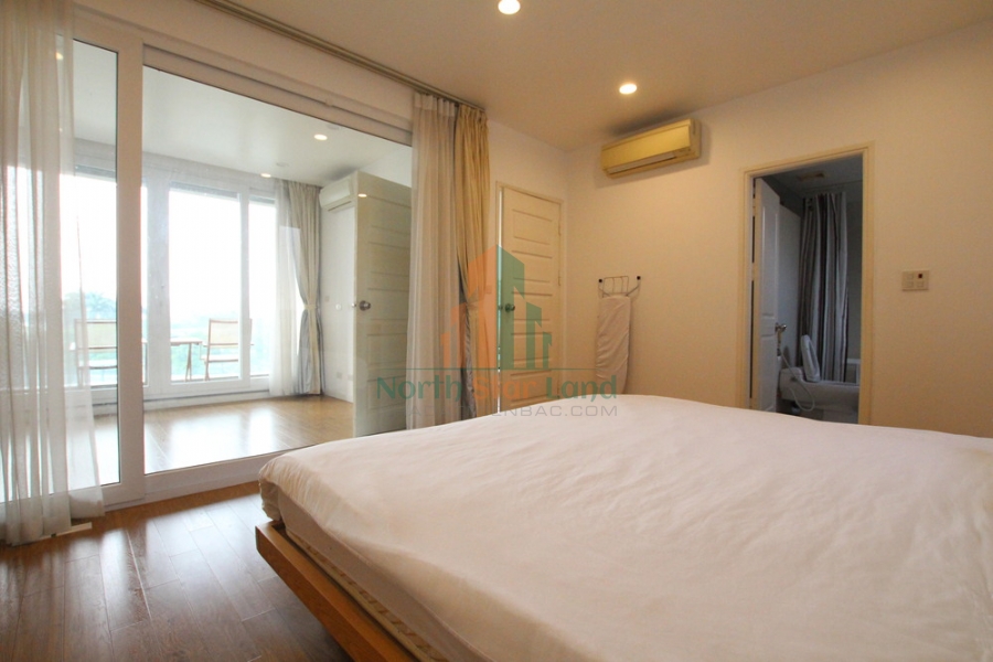 Căn hộ dịch vụ 02 phòng ngủ cho thuê trên đường Tô Ngọc Vân view Hồ quá đẹp 11