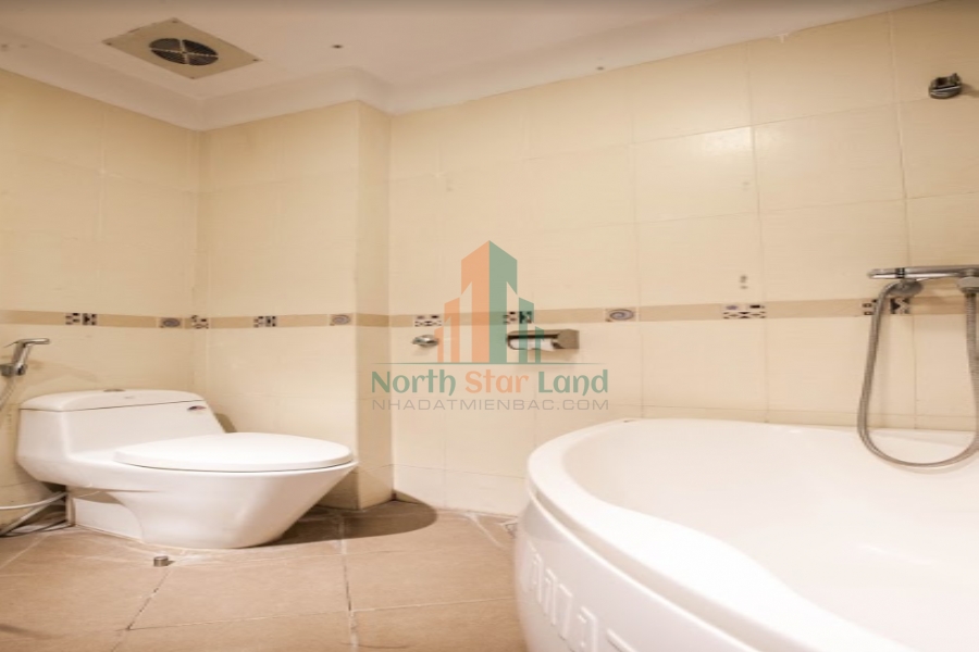 Cho Thuê căn hộ 2 Phòng ngủ lý tưởng tại khu vực Trúc Bạch, Ba Đình, View hồ tuyệt đẹp nhìn từ ban công. 18