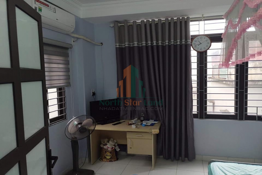Bán nhà 4 tầng x 40m2 hướng Đông Nam, gần AEON MAIL Long Biên, Sổ đỏ chính chủ 5