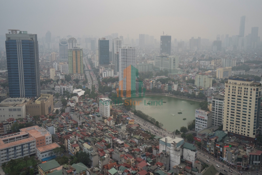 Cho thuê căn hộ cao cấp Vinhomes Metropolis, 2 phòng ngủ, view hồ và thành phố, tại quận Ba Đình. 6