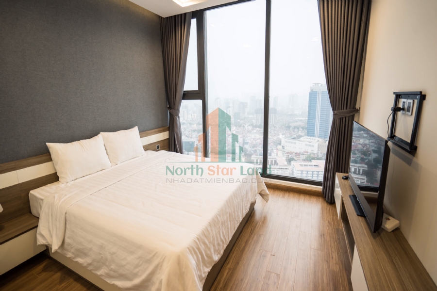 Cho thuê căn hộ cao cấp Vinhomes Metropolis, 2 phòng ngủ, view hồ và thành phố, tại quận Ba Đình. 8