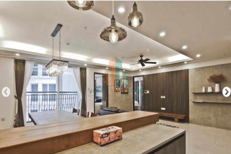 Căn hộ Aqua Yên Phụ 2 ngủ , tầng cao view sông Hồng, full nội thất sang trọng, tọa lạc vị trí vàng quận Ba Đình 10