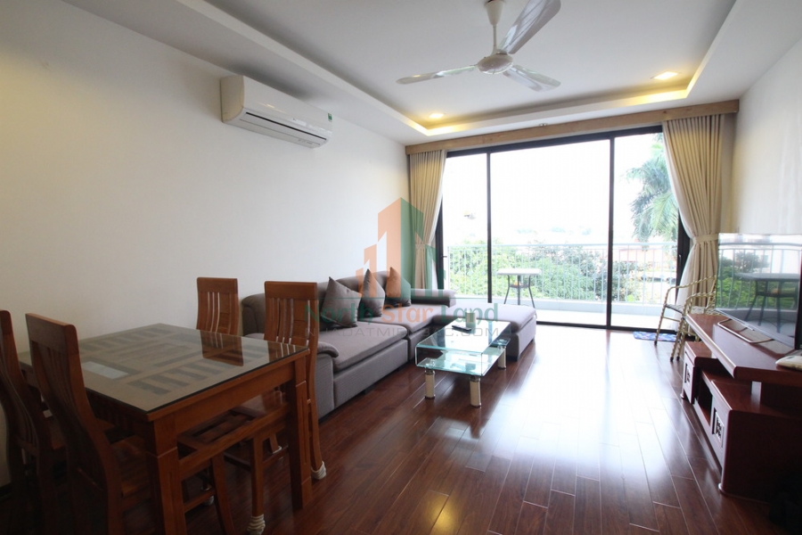 Chính chủ cho thuê căn hộ dịch vụ phố Từ Hoa, đầy đủ đồ đạc, thuận tiện giao thông 3