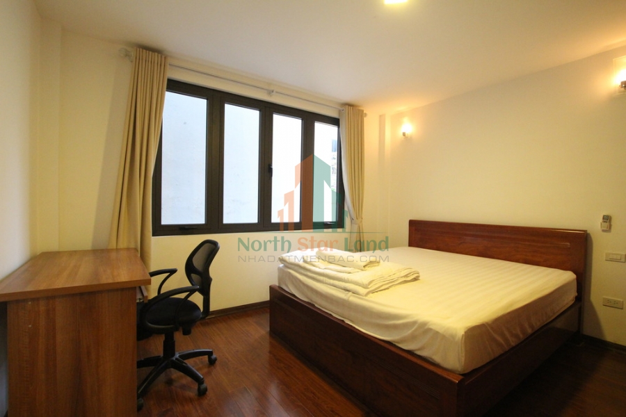 Chính chủ cho thuê căn hộ dịch vụ phố Từ Hoa, đầy đủ đồ đạc, thuận tiện giao thông 10