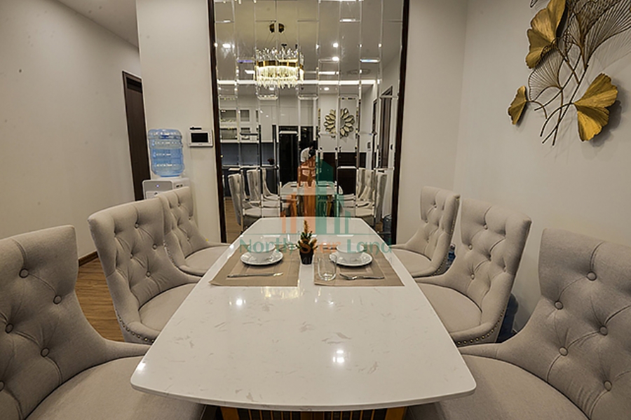 Cho thuê căn hộ cao cấp Vinhomes Metropolis, 3 phòng ngủ, view thành phố khu vực quận Ba Đình 2