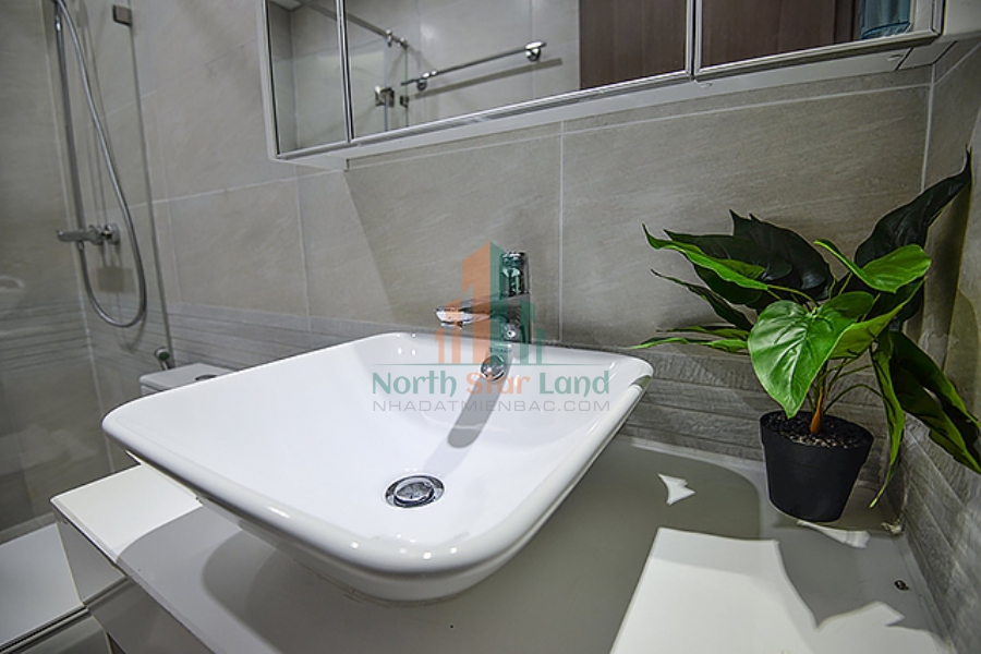 Cho thuê căn hộ cao cấp Vinhomes Metropolis, 3 phòng ngủ, view thành phố khu vực quận Ba Đình 15