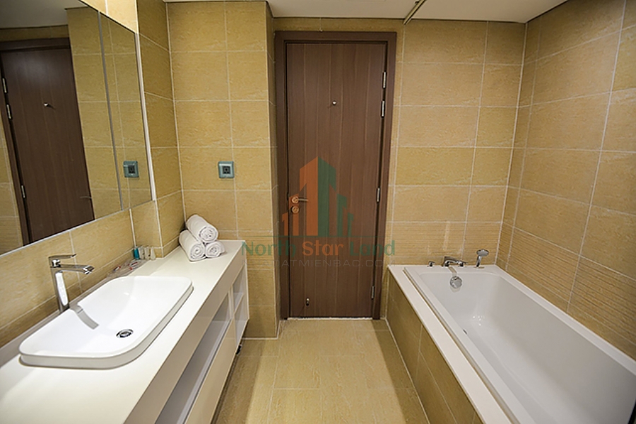 Cho thuê căn hộ cao cấp Vinhomes Metropolis, 3 phòng ngủ, view thành phố khu vực quận Ba Đình 16