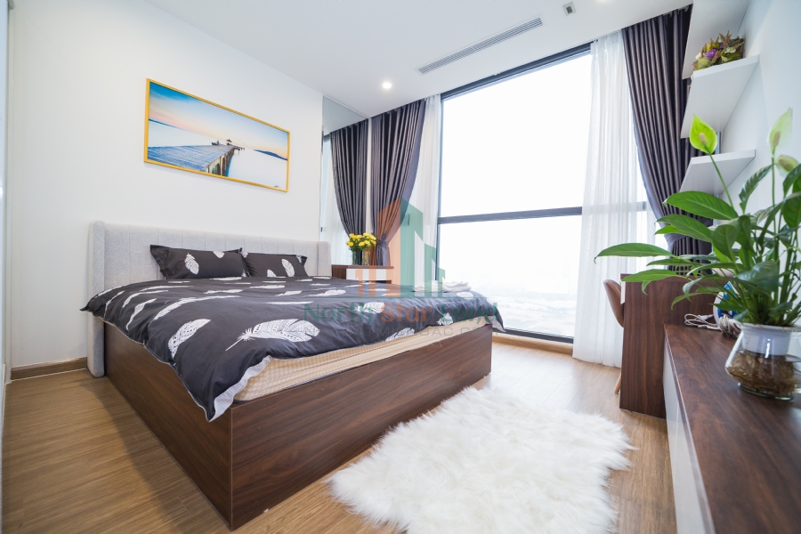 Cho thuê căn hộ cao cấp Vinhomes Skylake, 3 phòng ngủ, tầng cao, view khu dân cư, tại quận Từ Liêm. 1