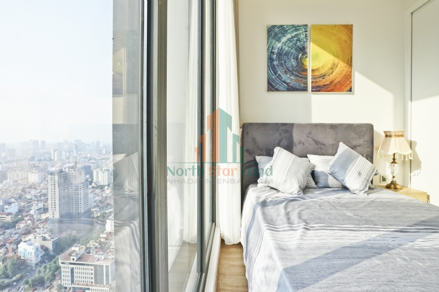 Căn hộ cao cấp Vinhomes Metropolis, 4 phòng ngủ, tầng cao, có ban công, full nội thất cho thuê khu vực quận Ba Đình. 3