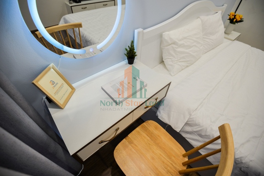 Cho thuê căn hộ sang chảnh bậc nhất Vinhomes Metropolis dành cho người đẳng cấp, 2 phòng ngủ, view thành phố và Khu Dân cư 8
