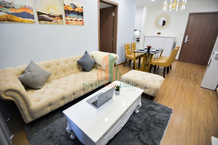 Cho thuê căn hộ sang chảnh bậc nhất Vinhomes Metropolis dành cho người đẳng cấp, 2 phòng ngủ, view thành phố và Khu Dân cư 13