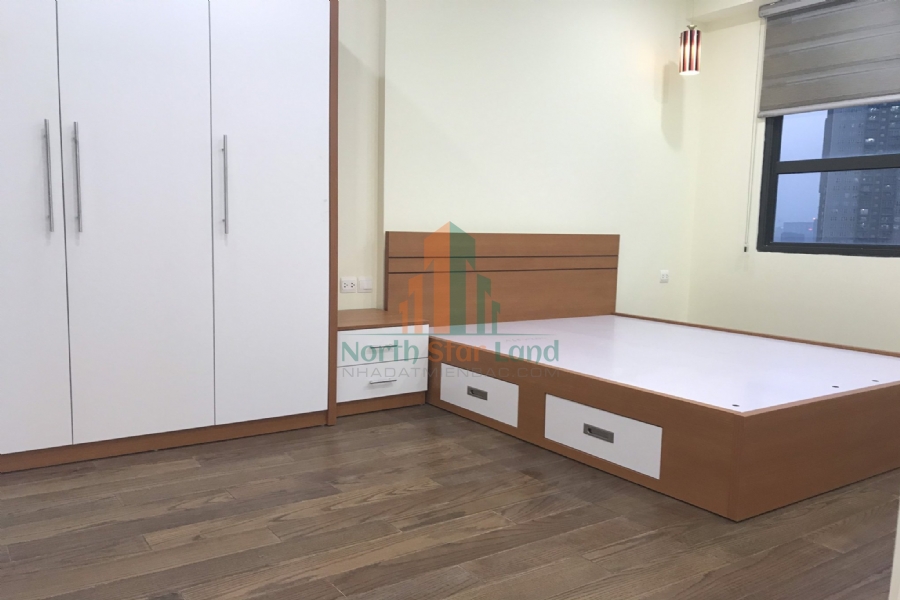Cho thuê căn hộ sang xịn Vinhomes D’Capitale, 2 phòng ngủ, view thành phố, nội thất cao cấp, khu vực quận Cầu Giấy, dọn vào ở ngay 3