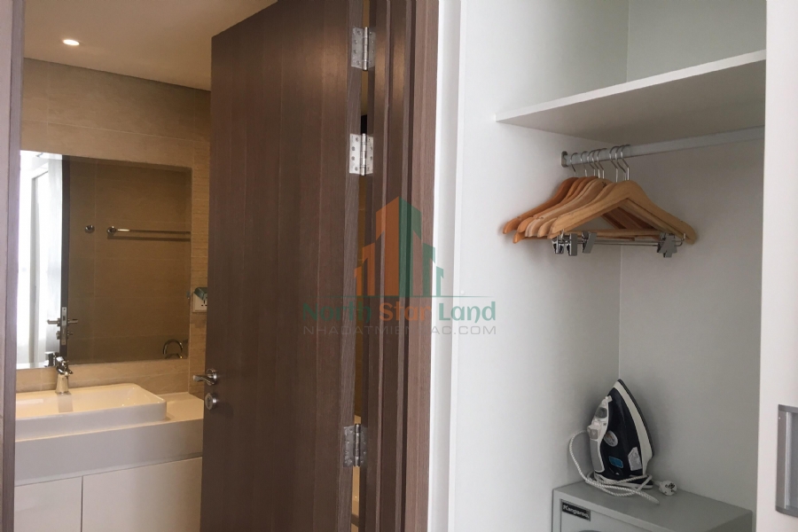 Cho thuê căn hộ hạng sang Vinhomes Skylake, 3 phòng ngủ, có ban công, nội thất đầy đủ, tại khu vực quận Nam Từ Liêm. 2