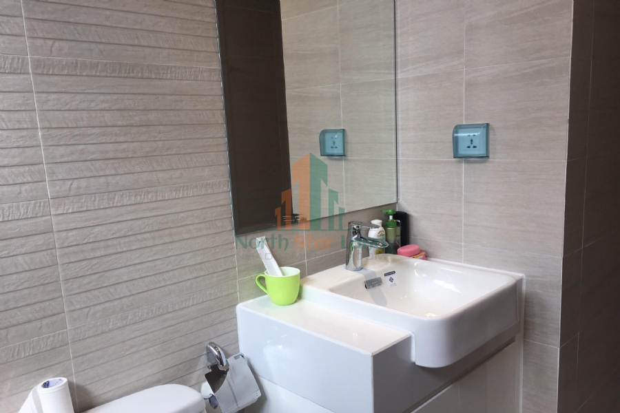 Cho thuê căn hộ hạng sang Vinhomes Skylake, 3 phòng ngủ, có ban công, nội thất đầy đủ, tại khu vực quận Nam Từ Liêm. 14