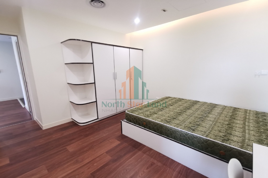 Cho thuê căn hộ cao cấp Golden Palm, 2 phòng ngủ, có ban công, tầng cao, view thành phố và khu dân cư, khu vực quận Thanh Xuân 15