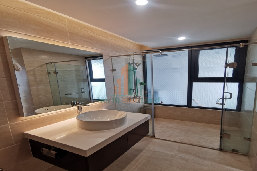 Cho thuê căn hộ cao cấp Golden Palm, 2 phòng ngủ, có ban công, tầng cao, view thành phố và khu dân cư, khu vực quận Thanh Xuân 18