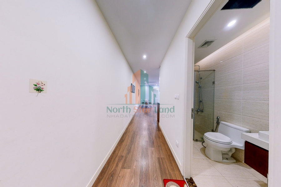 Căn hộ hạng sang Imperia Garden 2 phòng ngủ được thiết kế độc đáo, có ban công, nội thất đầy đủ, khu vực quận Thanh Xuân. 2