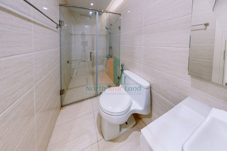 Căn hộ hạng sang Imperia Garden 2 phòng ngủ được thiết kế độc đáo, có ban công, nội thất đầy đủ, khu vực quận Thanh Xuân. 1