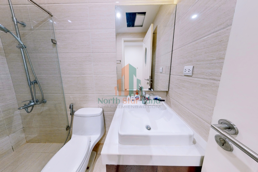 Căn hộ hạng sang Imperia Garden 2 phòng ngủ được thiết kế độc đáo, có ban công, nội thất đầy đủ, khu vực quận Thanh Xuân. 1