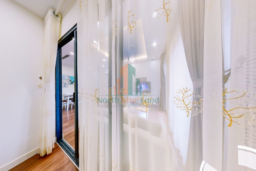 Căn hộ hạng sang Imperia Garden 2 phòng ngủ được thiết kế độc đáo, có ban công, nội thất đầy đủ, khu vực quận Thanh Xuân. 2