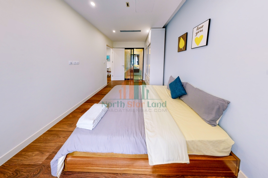 Căn hộ hạng sang Imperia Garden 2 phòng ngủ được thiết kế độc đáo, có ban công, nội thất đầy đủ, khu vực quận Thanh Xuân. 1