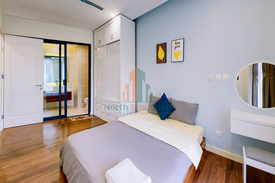 Căn hộ hạng sang Imperia Garden 2 phòng ngủ được thiết kế độc đáo, có ban công, nội thất đầy đủ, khu vực quận Thanh Xuân. 2