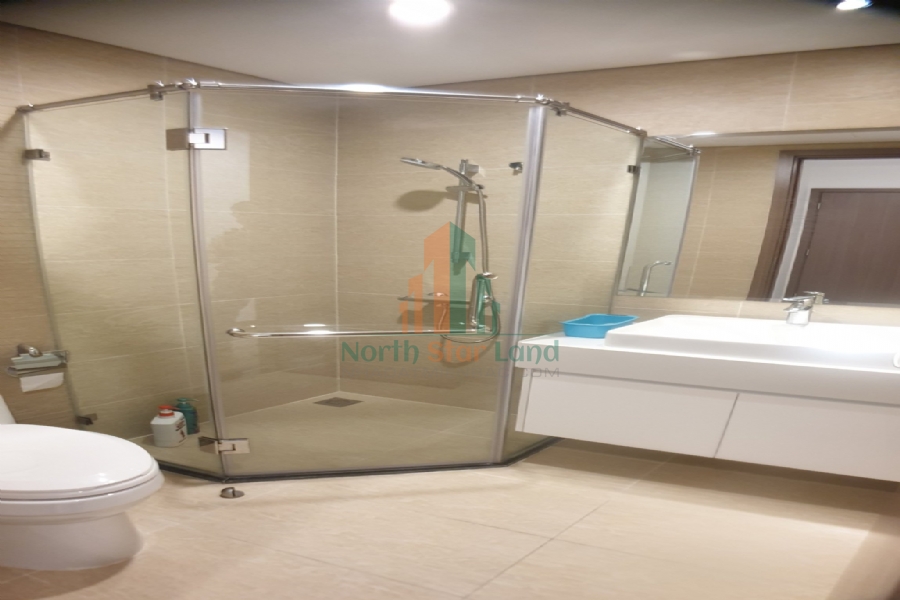 Chính chủ cho thuê căn hộ cao cấp Vinhomes Skylake, 2 phòng ngủ, view thành phố, full đồ, khu vực quận Nam Từ Liêm. 2