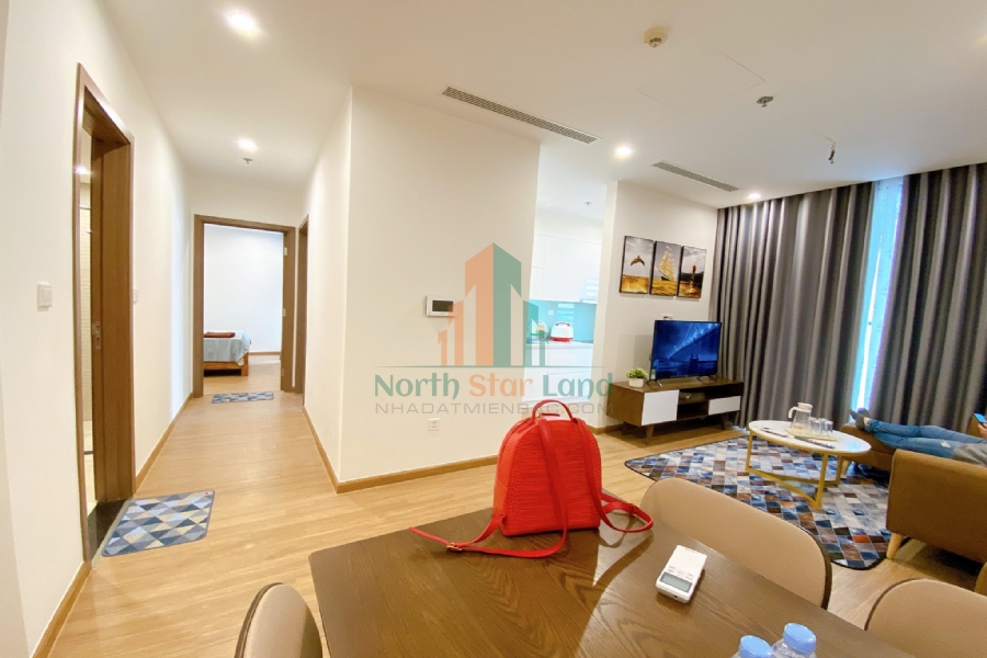 Căn hộ sang xịn Vinhomes Skylake, 2 phòng ngủ, tầng cao, nội thất đầy đủ, khu vực trung tâm quận Nam Từ Liêm. 9