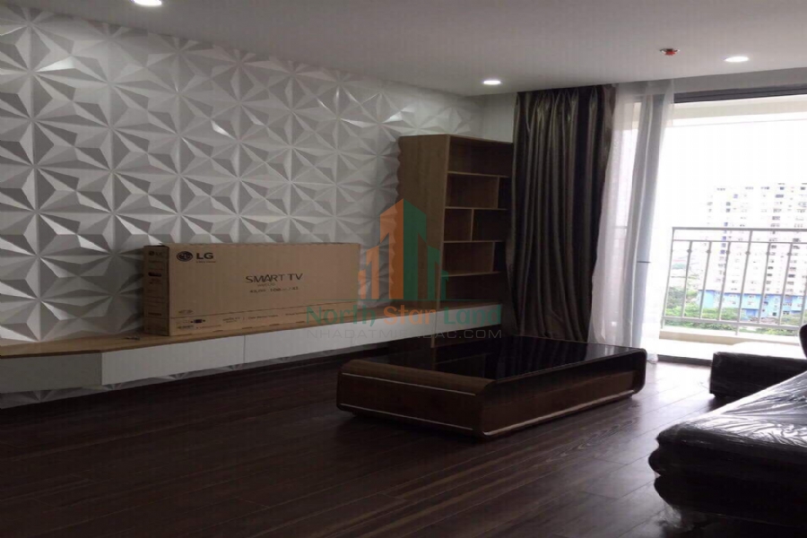 Chính chủ cho thuê căn hộ cao cấp Vinhomes Gardenia, 2 phòng ngủ, có ban công, khu vực trung tâm quận Nam Từ Liêm 3