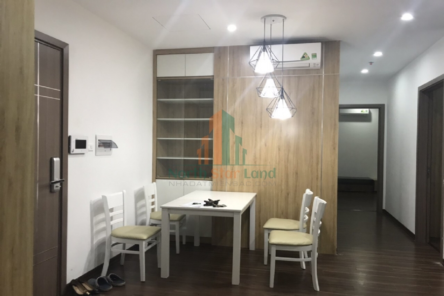 Chính chủ cho thuê căn hộ cao cấp Vinhomes Gardenia, 2 phòng ngủ, có ban công, khu vực trung tâm quận Nam Từ Liêm 4