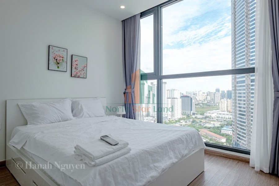 Không thể rời mắt trước căn hộ sang xịn Vinhomes Skylake, 3 phòng ngủ, có ban công, view khu dân cư, nội thất đầy đủ, khu vực quận Nam Từ Liêm. 1