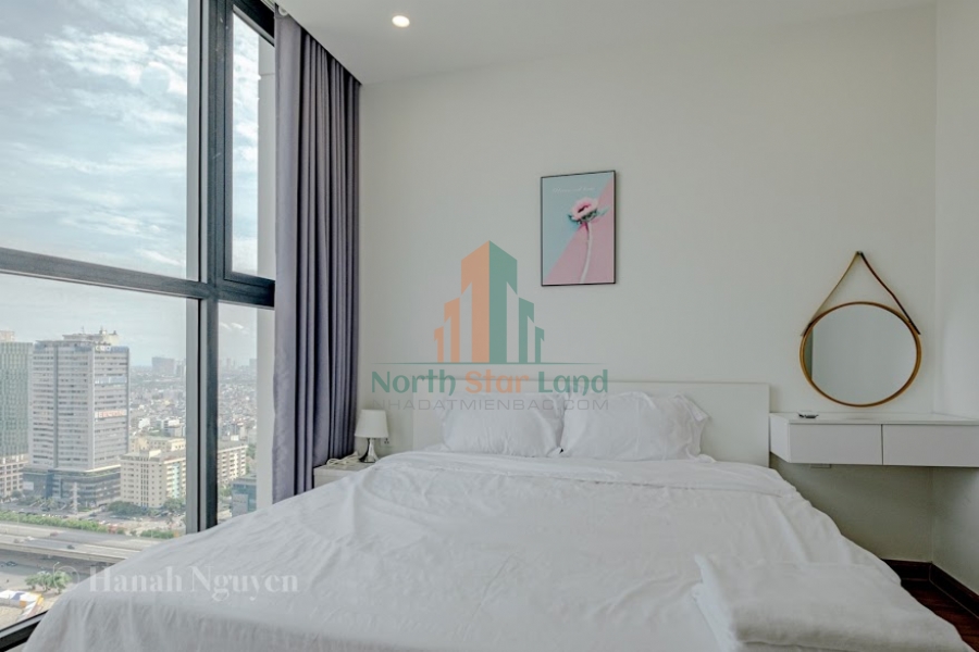 Không thể rời mắt trước căn hộ sang xịn Vinhomes Skylake, 3 phòng ngủ, có ban công, view khu dân cư, nội thất đầy đủ, khu vực quận Nam Từ Liêm. 4
