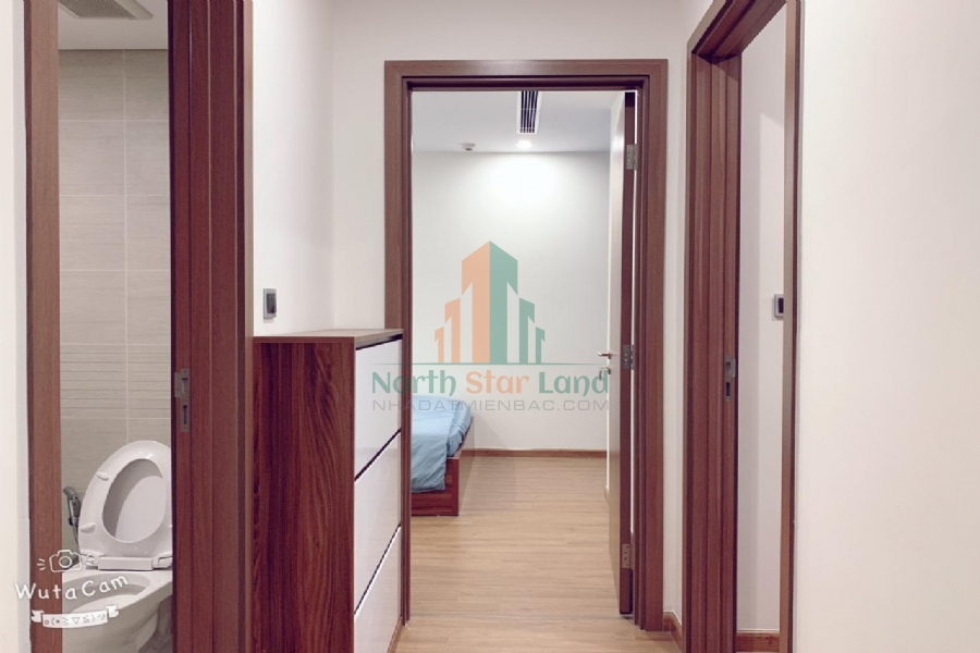 Chính chủ cho thuê căn hộ sang xịn Vinhomes Green Bay, 2 phòng ngủ, có ban công, đầy đủ nội thất, khu vực quận Từ Liêm. 9