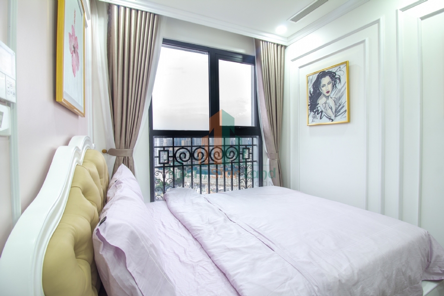 Ấn tượng với căn hộ hạng sang CT8 Emerald, 3 phòng ngủ, nội thất đầy đủ, có ban công, view thành phố, khu vực quận Nam Từ Liêm. 5