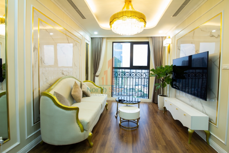 Ấn tượng với căn hộ hạng sang CT8 Emerald, 3 phòng ngủ, nội thất đầy đủ, có ban công, view thành phố, khu vực quận Nam Từ Liêm. 10
