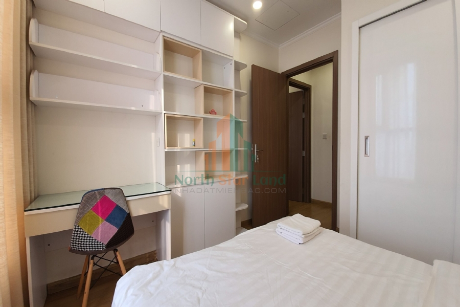 Ấn tượng với căn hộ cao cấp Vinhomes Skylake, 2 phòng ngủ, có ban công, full nội thất, view thành phố, khu vực quận Nam Từ Liêm 4