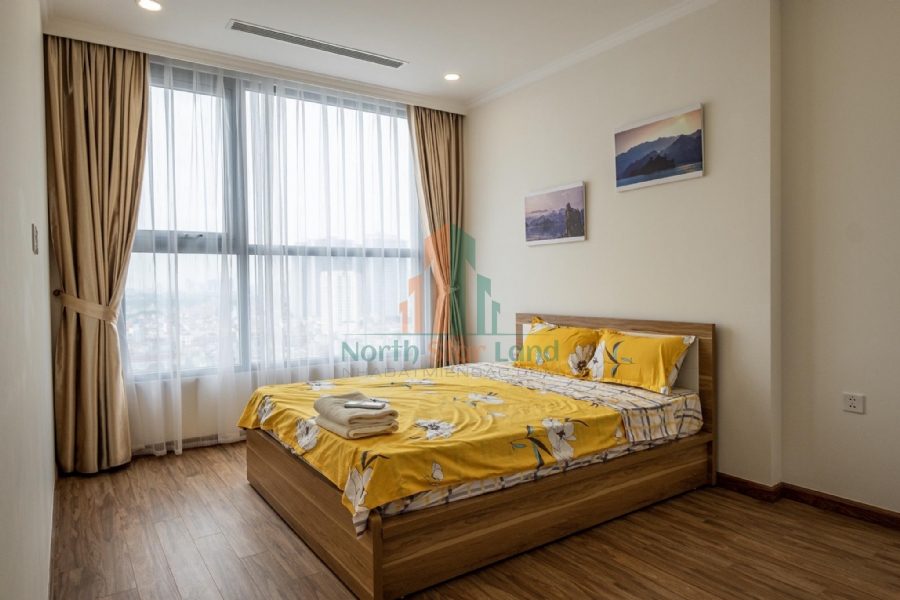 Cho thuê căn hộ cao cấp Vinhomes Skylake, 2 phòng ngủ, full nội thất, có ban công, view thành phố, khu vực quận Nam Từ Liêm 3
